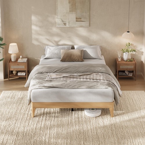 4ft 6in double solid - 4ft, wooden